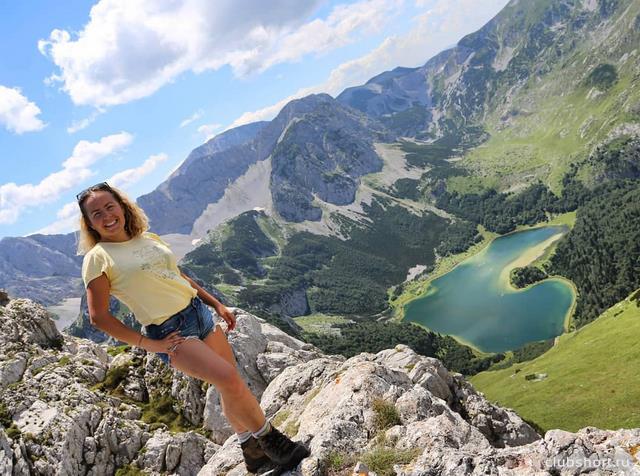 58364_vid-s-maglicha-na-trnovacko-ozero.jpg